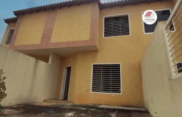 Town house en Cascada de Betania