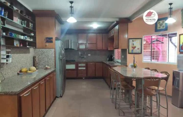 Alquiler de Espectacular casa amoblada en Alto Caroní